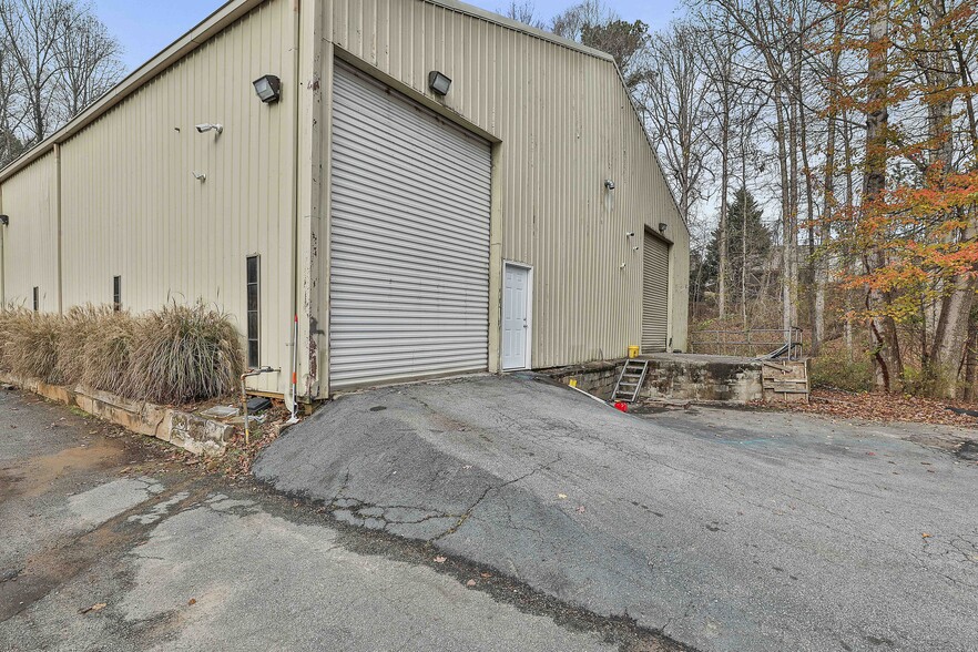 More Photos Of , Peachtree City Unknown For Sale