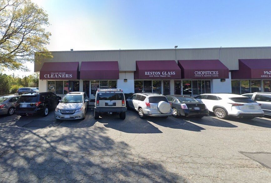 More Photos Of 133 Spring St, Herndon Flex For Sale