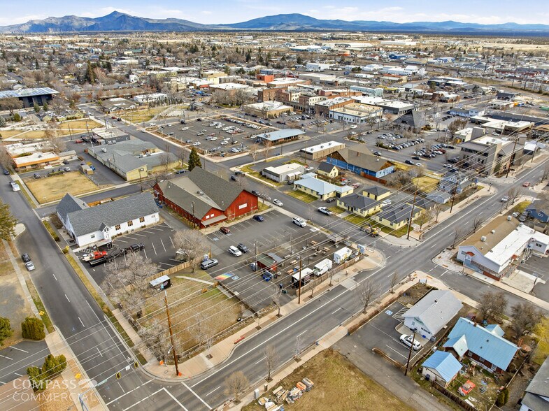 More Photos Of 639 SW 8th St, Redmond Land For Sale