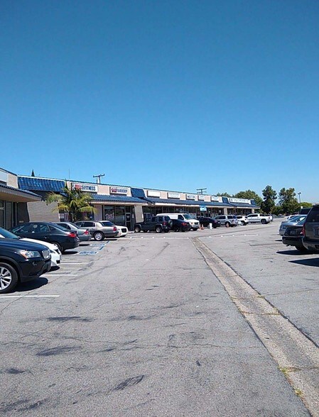 More Photos Of 7431-7451 Cerritos Ave, Stanton Unknown For Lease
