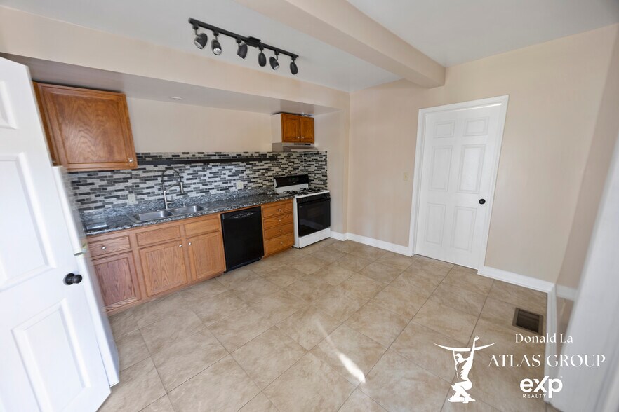 More Photos Of 190 S Craig Ave, Pasadena Multifamily For Sale