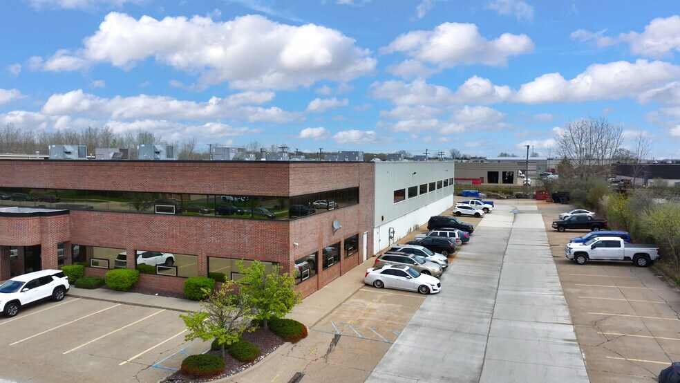 More Photos Of 51214 Industrial Dr, Macomb Warehouse For Sale