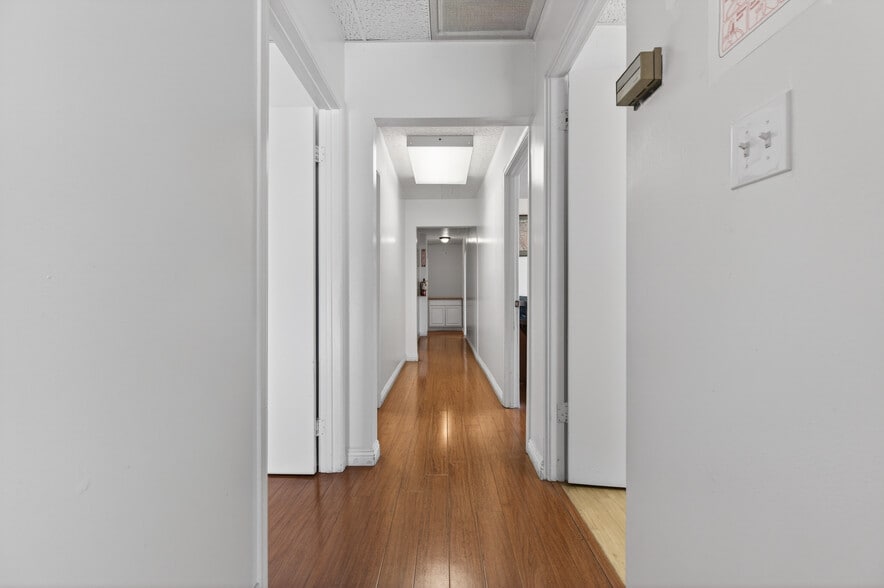 More Photos Of 4160 Verdugo Rd, Los Angeles Office For Lease