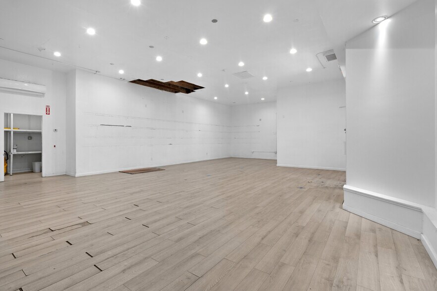 More Photos Of 4434 NE Sandy Blvd, Portland Freestanding For Sale