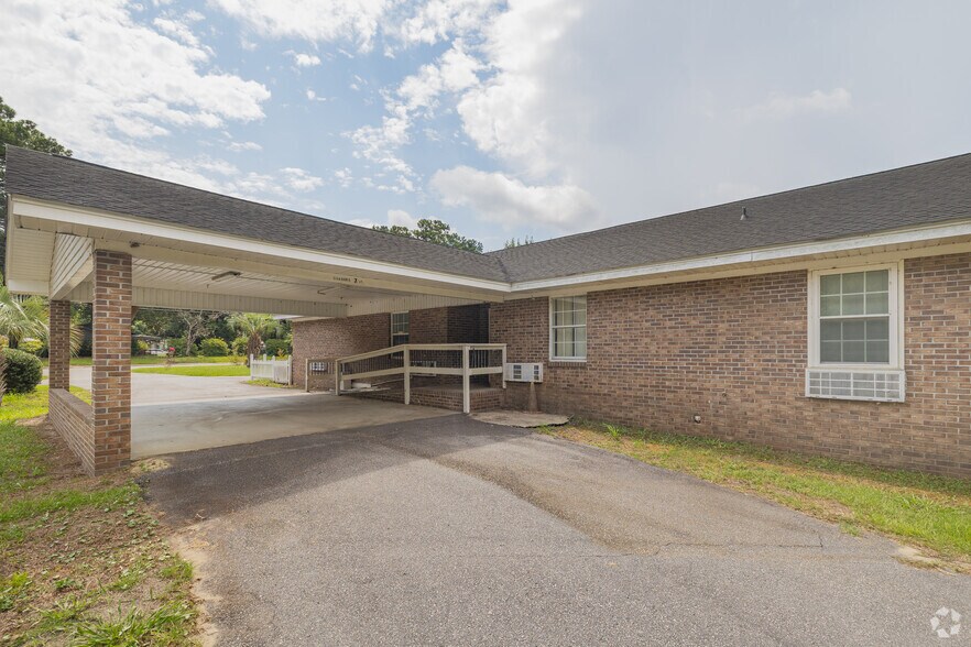 More Photos Of 2902 South Island Rd, Georgetown Healthcare For Sale