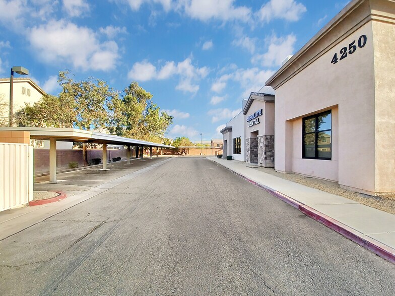 More Photos Of 4250 Simmons St, North Las Vegas Medical For Sale
