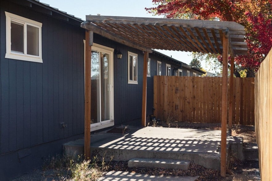 More Photos Of 61683 Daly Estates Dr, Bend Multifamily For Sale