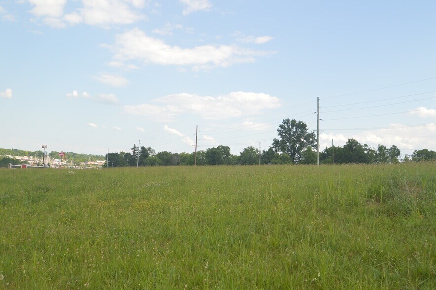 More Photos Of 395 Croxton Way, Winchester Land For Sale