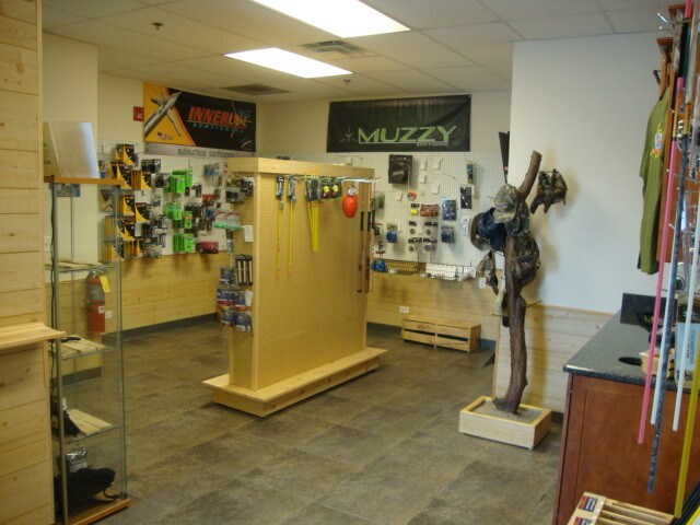 More Photos Of 555 E Plainfield Rd, Countryside Service For Sale