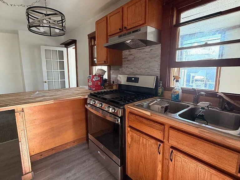 More Photos Of 130 Water St, Warren Apartments For Sale