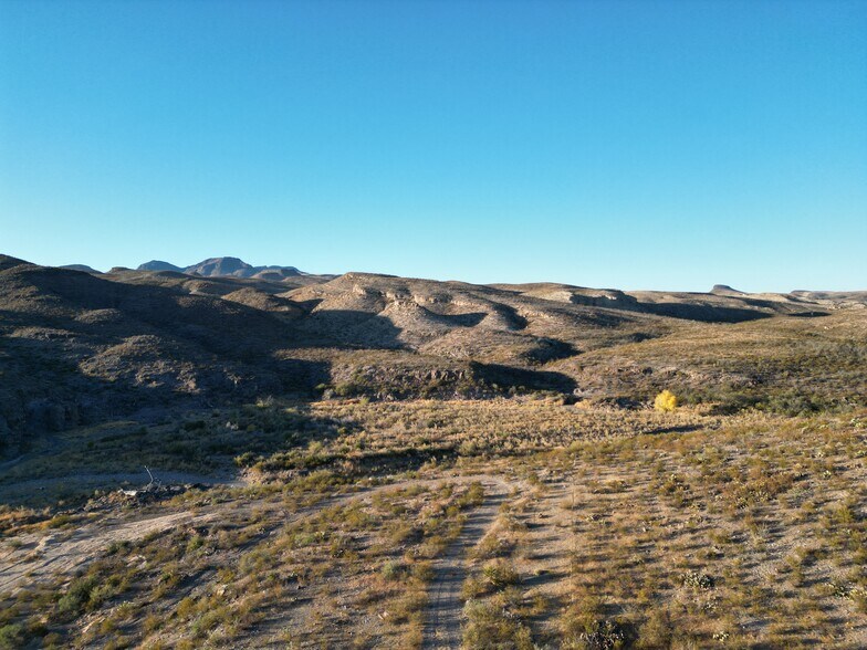More Photos Of 1800 Cibolo Creek Dr, Shafter Land For Sale