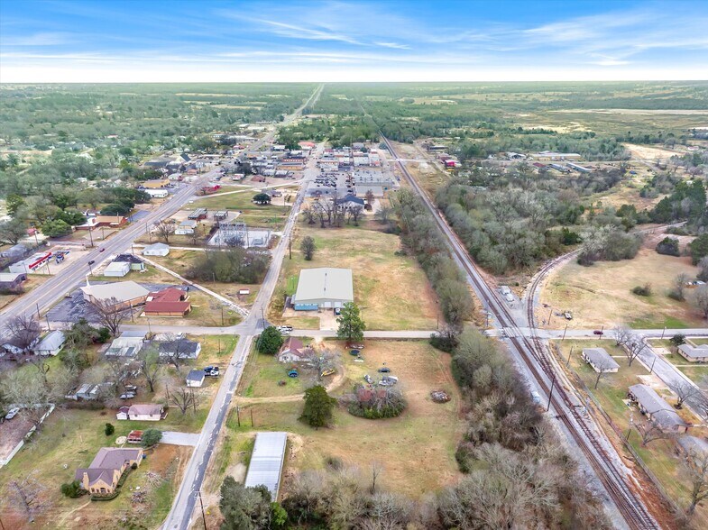 More Photos Of 601 Frank st, Grand Saline Self Storage For Sale
