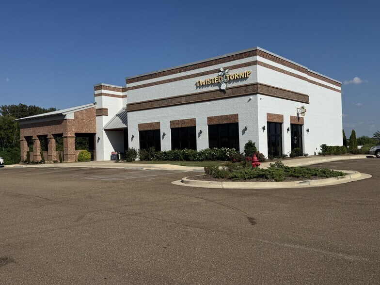 Primary Photo Of 166 Calhoun Station Pky, Gluckstadt Restaurant For Sale