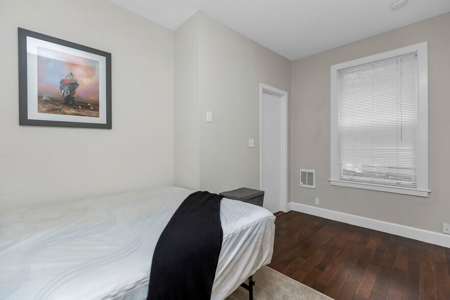 More Photos Of 1163 Pine St, San Francisco Apartments For Sale