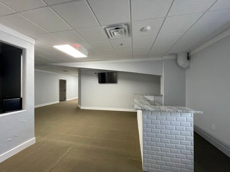 More Photos Of 3800 FM-528 Rd E, Friendswood Unknown For Lease