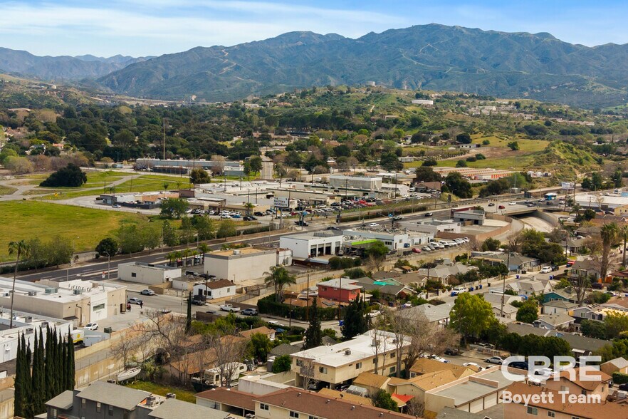 More Photos Of 22607 14th St, Newhall Apartments For Sale