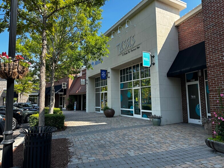 More Photos Of 3075 Proprietors Pl, Mount Pleasant Unknown For Lease