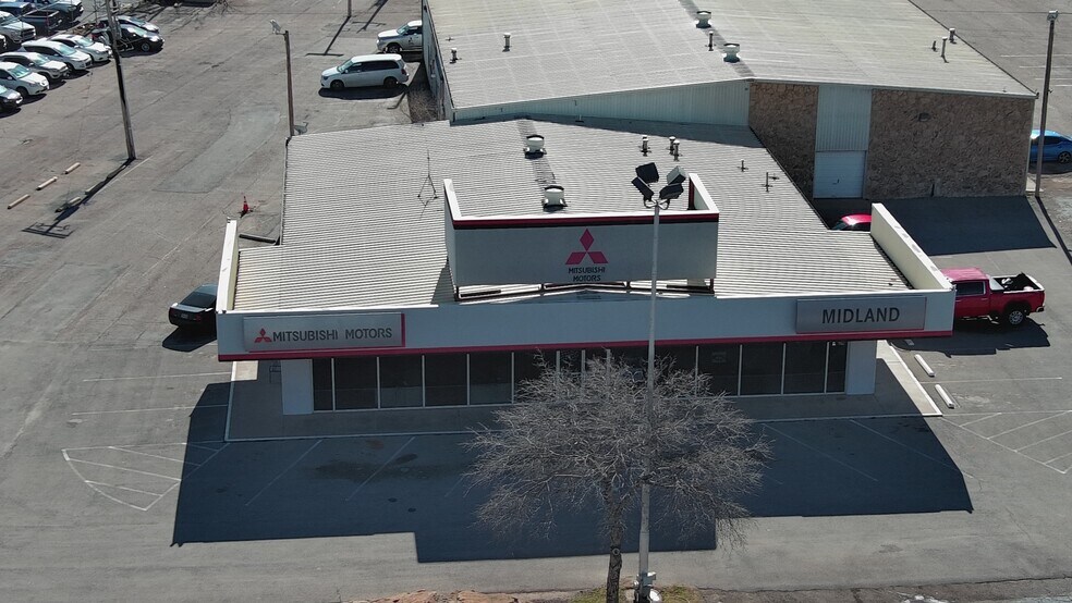 More Photos Of 3915 W Wall St, Midland Auto Dealership For Sale