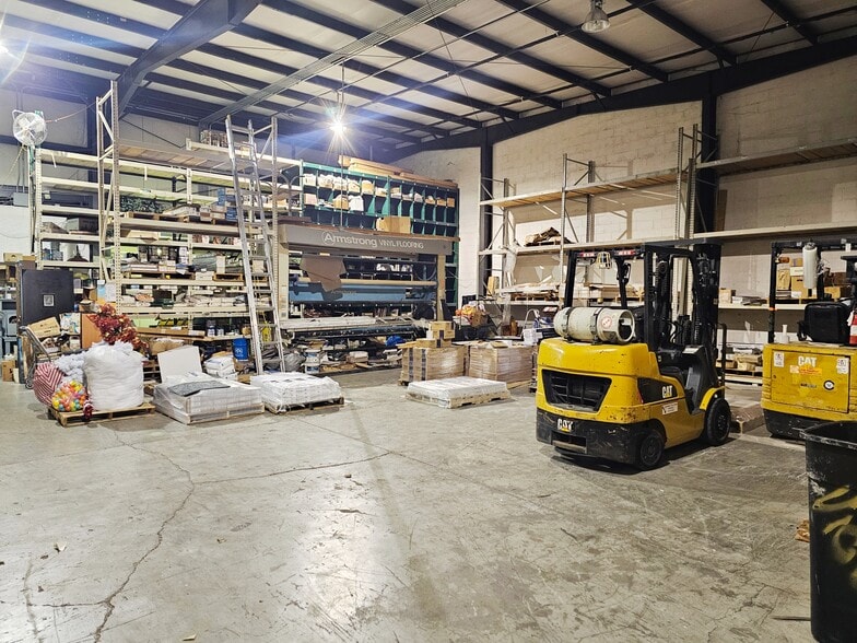 More Photos Of 629 Park NW ave, Norton Storefront For Sale