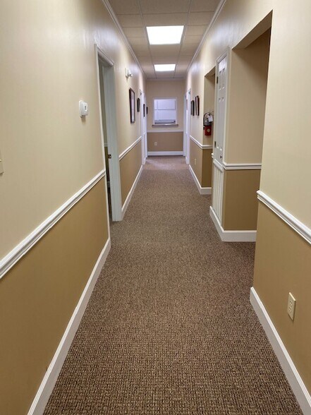 More Photos Of 659 Emory Valley Rd, Oak Ridge Office For Lease