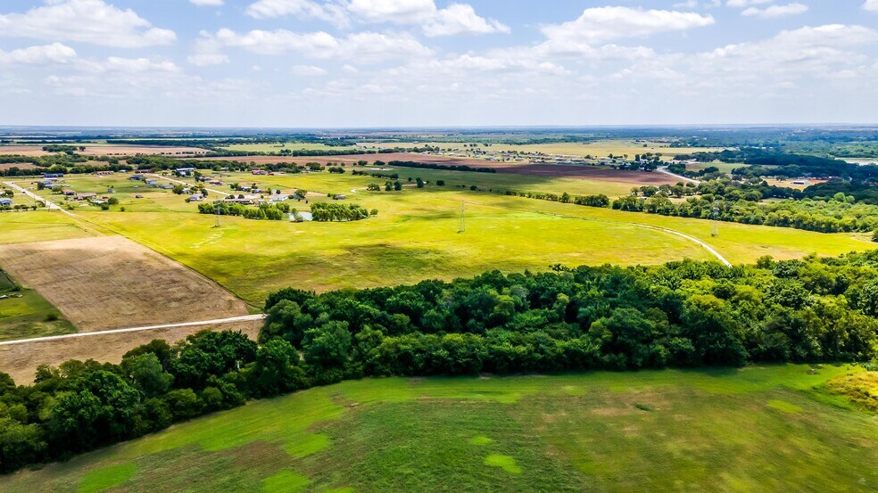 More Photos Of 8306 County Road 109, Alvarado Land For Sale