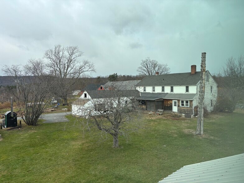 More Photos Of 138 Main Rd, Westhampton Restaurant For Sale