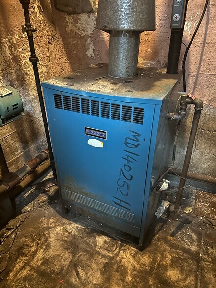 More Photos Of 346 Denison St, Baltimore Religious Facility For Sale