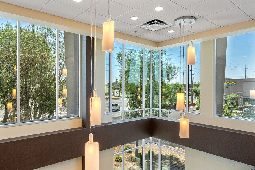 More Photos Of 1930 W Pinnacle Peak Rd, Phoenix Unknown For Lease