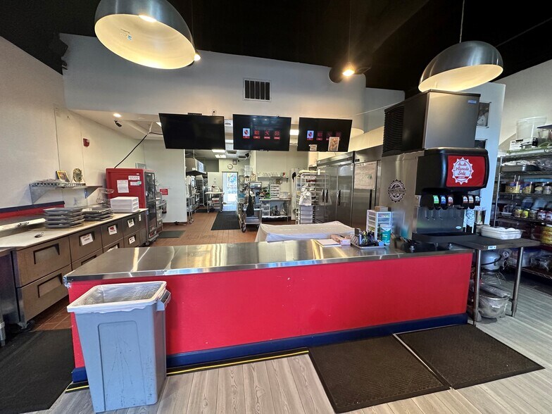 More Photos Of 5454 Central Ave, Newark Unknown For Lease