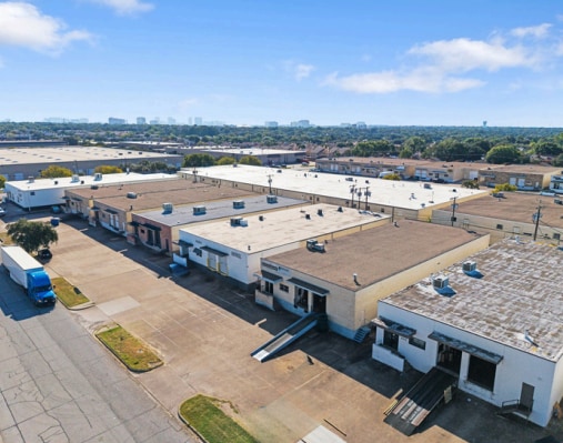 More Photos Of 3320 Towerwood Dr, Farmers Branch Distribution For Lease