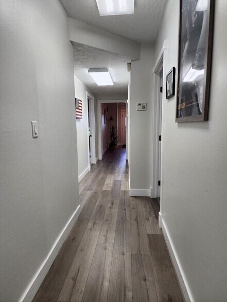 More Photos Of 530 S 9th St, Las Vegas Coworking Space