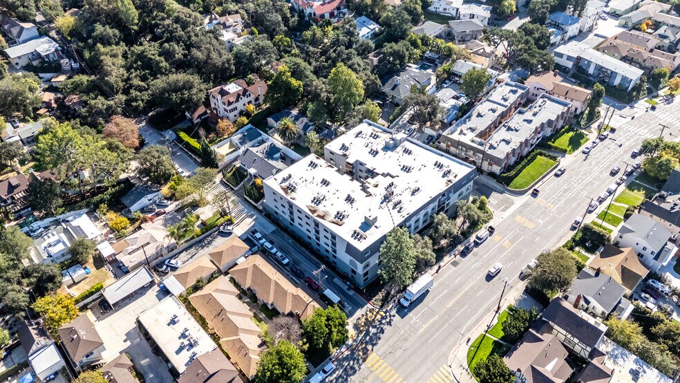 More Photos Of 1636 N Verdugo Rd, Glendale Apartments For Sale