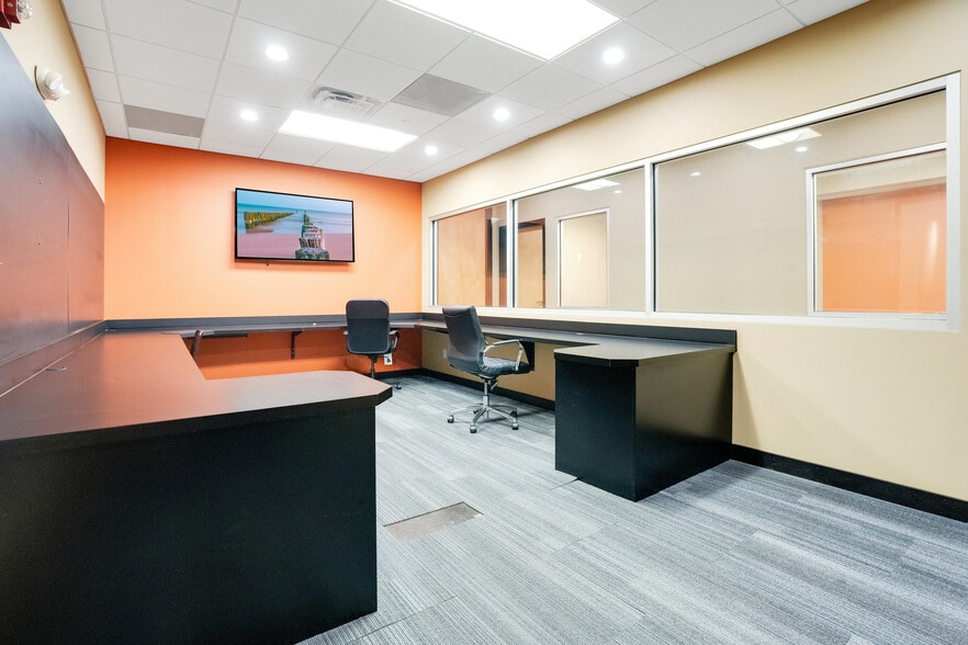 More Photos Of 121-189 S Orange Ave, Orlando Office Residential For Sale