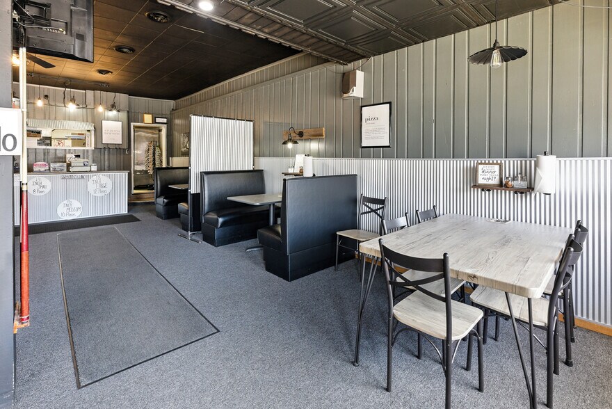 More Photos Of 111 E Main St, Rose City Restaurant For Sale