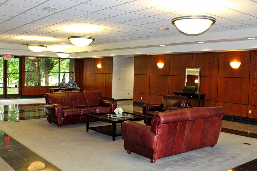 More Photos Of 5650 Blazer Memorial Pky, Dublin Coworking Space