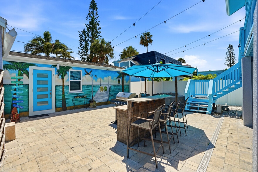 More Photos Of 14135 Palm St, Madeira Beach Apartments For Sale