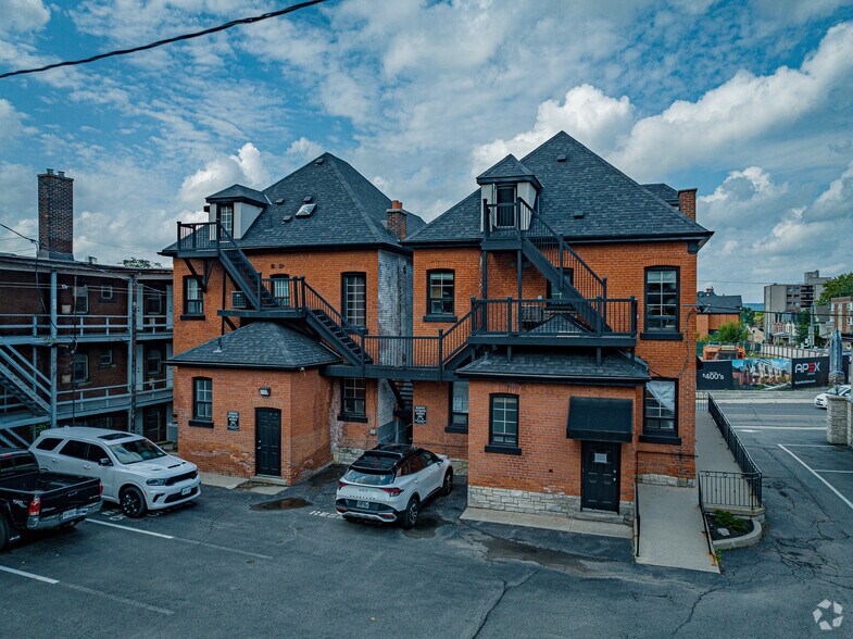 More Photos Of 69 Queen St S, Hamilton Office For Lease