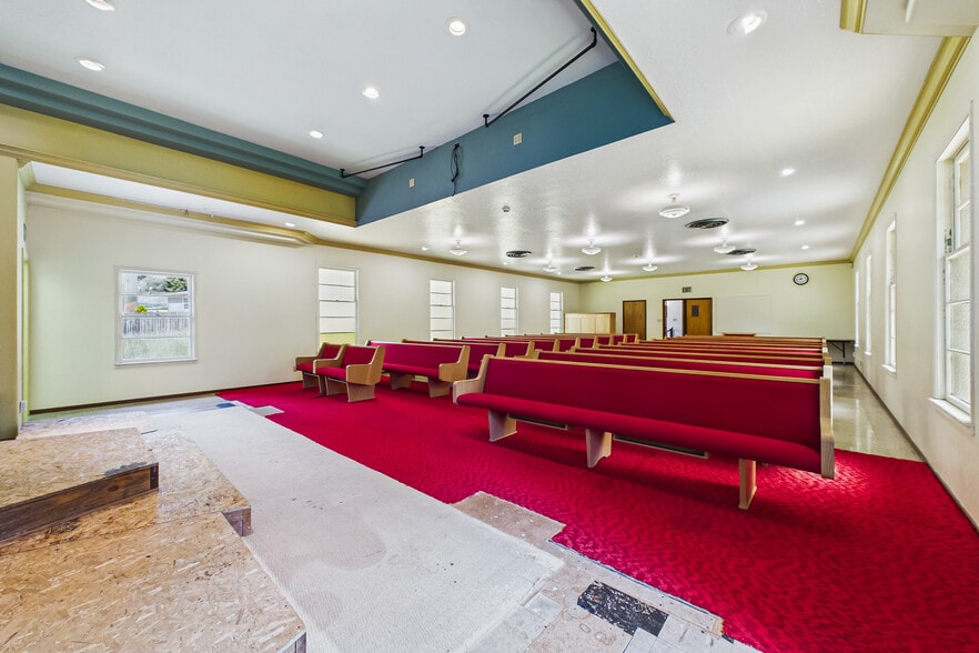 More Photos Of 555 Bayside Rd, Arcata Religious Facility For Sale