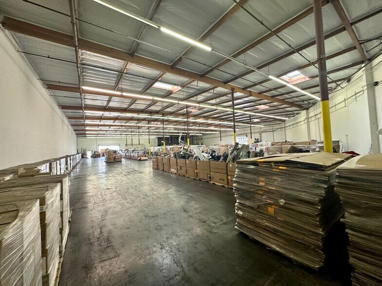 More Photos Of 1350 Citrus St, Riverside Manufacturing For Lease