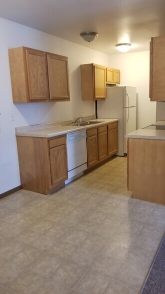 More Photos Of 230 S Dubuque St, Solon Multifamily For Sale