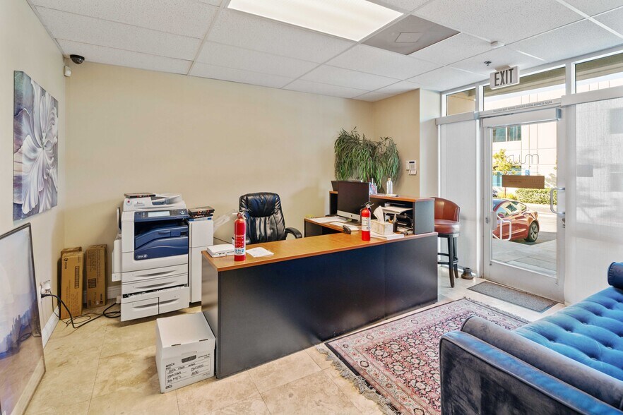 More Photos Of 28534-28536 Constellation Rd, Valencia Warehouse For Sale