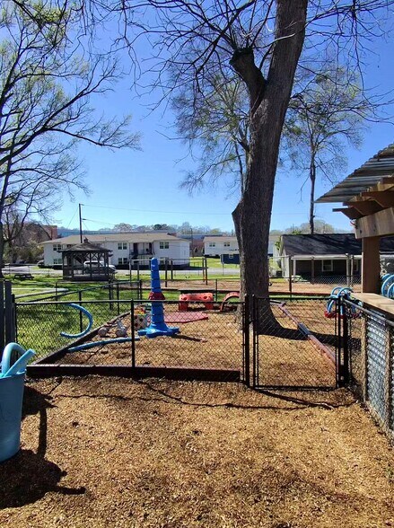 Primary Photo Of 983 Forest Ave, Forest Park Daycare Center For Sale