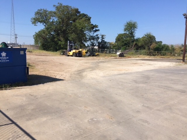 More Photos Of 5173 W Loop 281 S, Longview Warehouse For Lease