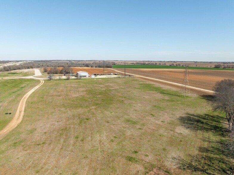 More Photos Of TBD I-35, Abbott Land For Sale