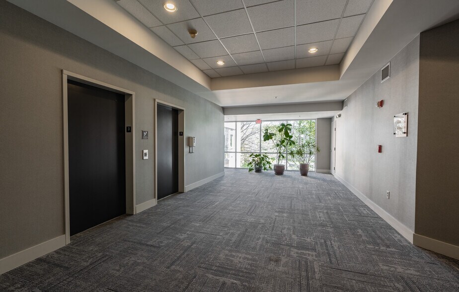 More Photos Of 308 W Rosemary St, Chapel Hill Office For Lease
