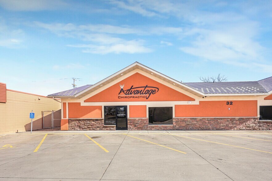 More Photos Of 20 S 32nd Ave S, Saint Cloud Office For Sale
