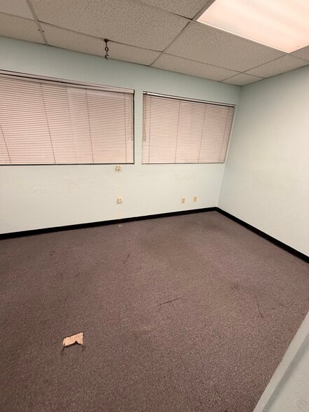 More Photos Of 3239 Adams Ave, San Diego Office For Lease