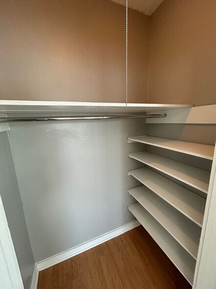 More Photos Of 1409 W Woodlawn Ave, San Antonio Apartments For Sale