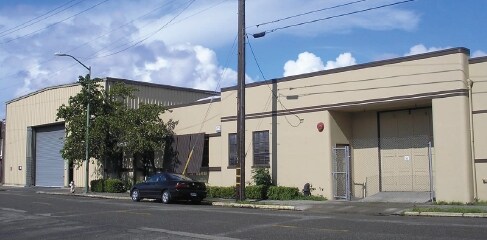 More Photos Of 3098 E 10th St, Oakland Manufacturing For Lease