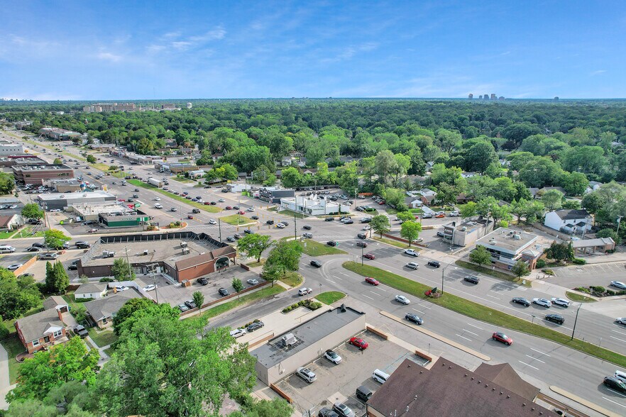 More Photos Of 33200 Woodward Ave, Birmingham Storefront Retail Office For Sale